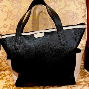 Fossil handbag tote two tone black cream nwot